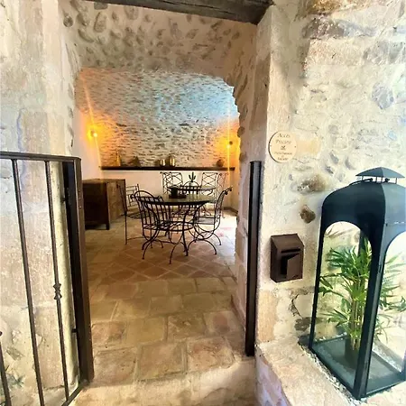 De Groupe 9ch Ou 3 Independants De 3ch - Patio Et Piscine Interieure Chauffee Toute L'annee Holiday home *
