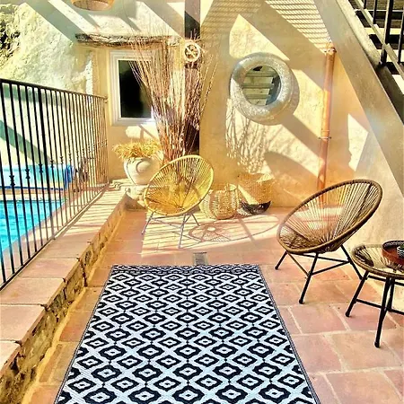 De Groupe 9ch Ou 3 Independants De 3ch - Patio Et Piscine Interieure Chauffee Toute L'annee