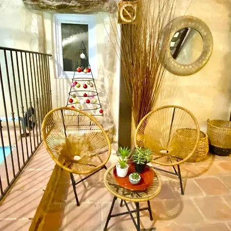 Holiday home De Groupe 9ch Ou 3 Independants De 3ch - Patio Et Piscine Interieure Chauffee Toute L'annee Vallon-Pont-d'Arc